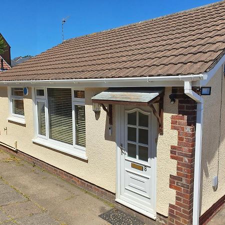 The Mumbles - Bungalow - 2 Bedrooms - Pet Friendly Swansea Kültér fotó
