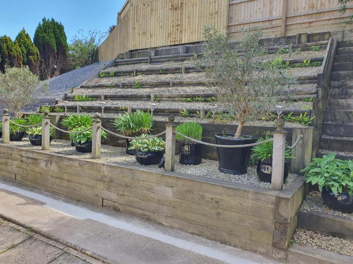The Mumbles - Bungalow - 2 Bedrooms - Pet Friendly Swansea Kültér fotó